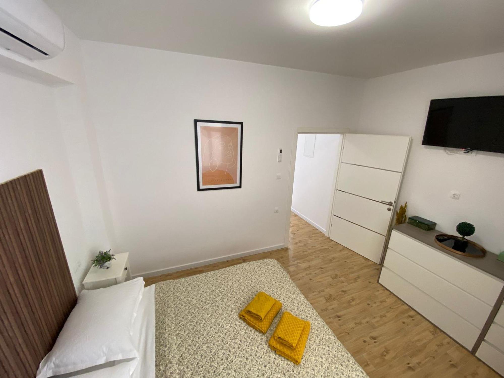 Apartmani Roko ดริเวนิก ภายนอก รูปภาพ